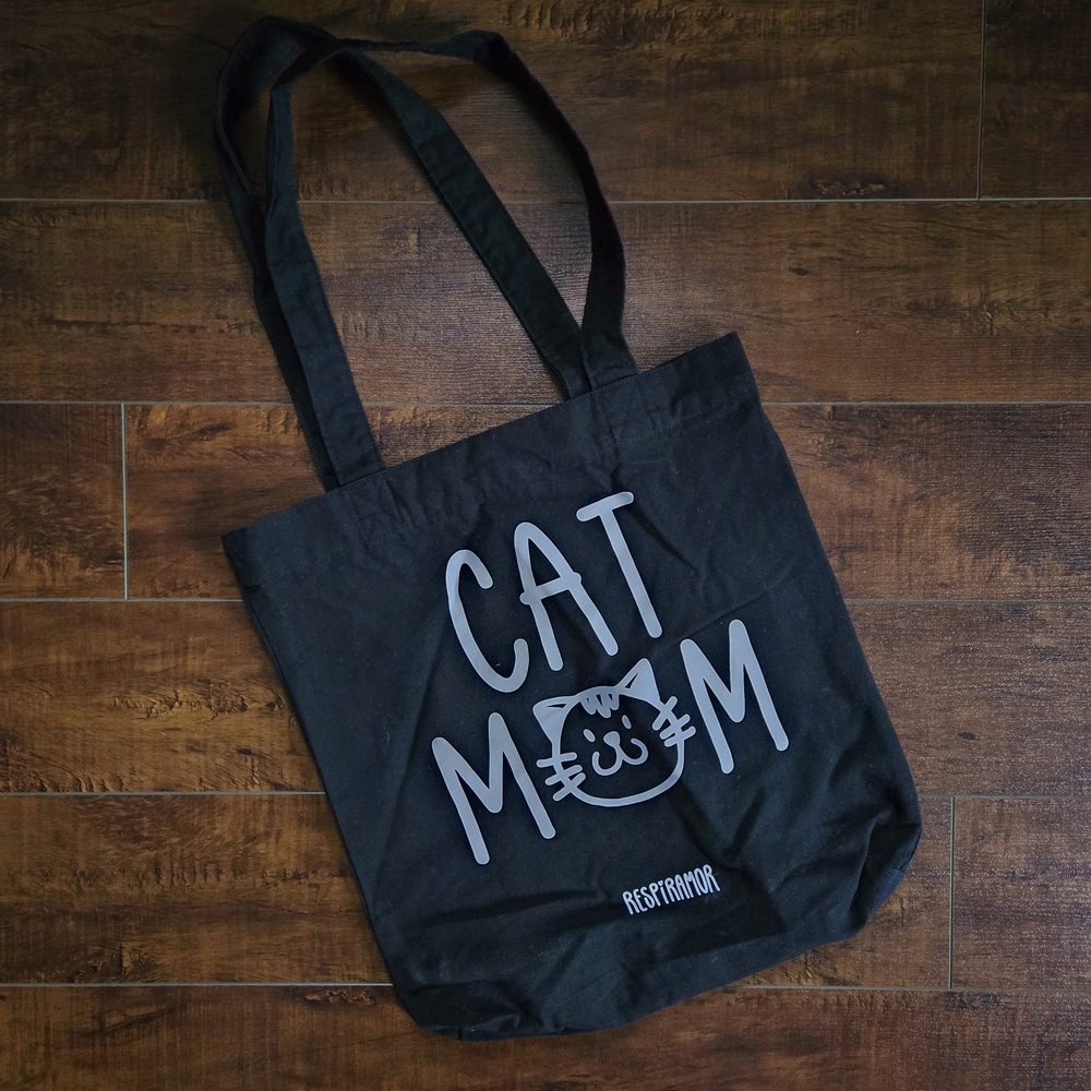 Cat Mom Vegan Cotton Tote Bag by Respiramor